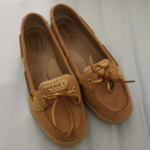 Sperry top-sliders tan/gold color SIZE 8.5M
